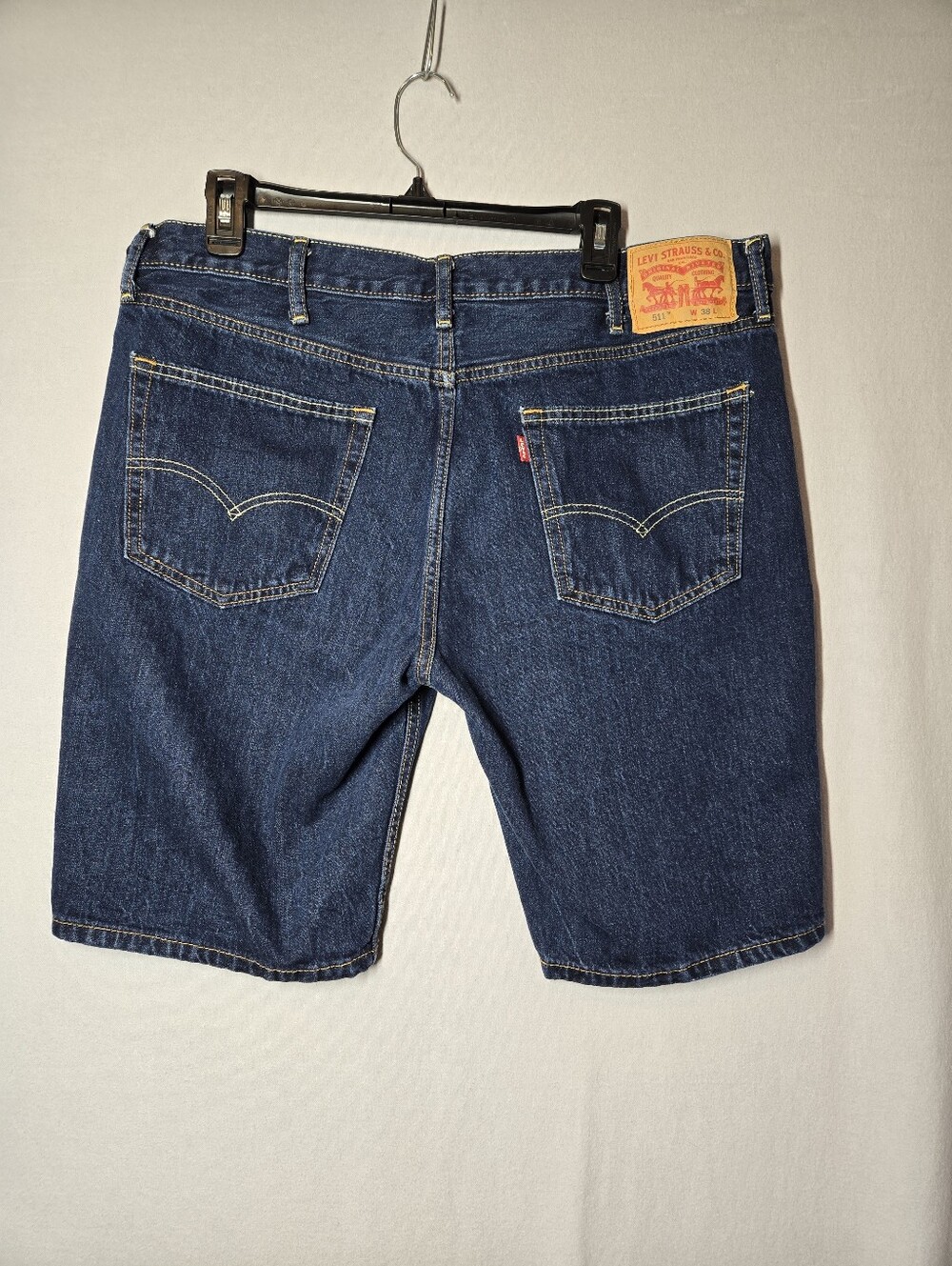 Levis 511 Slim Jean Shorts Men's 38 Dark Wash Blue Denim 100% Cotton